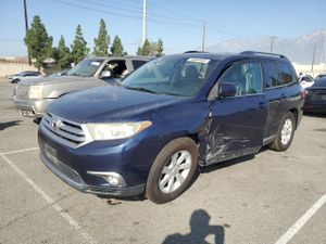 Toyota Highlander BASE 3.5L 6 2013