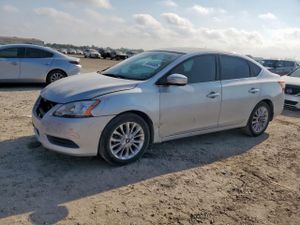 Nissan Sentra S 1.8L 4 2015