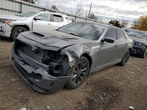 Chrysler 300 LIMITED 3.6L 6 2017