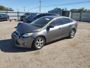 Ford Focus S 2.0L 4 2012