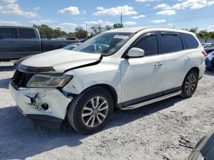 Nissan Pathfinder S 3.5L 6 2014
