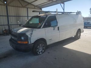 Chevrolet Express 6.0L 8 2005