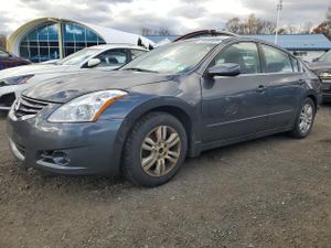 Nissan Altima BASE 2.5L 4 2010