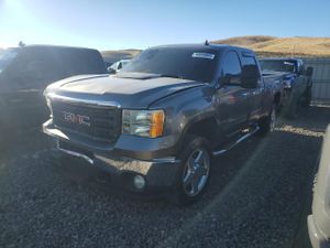 GMC Sierra K2500 SLT 6.6L 8 2011