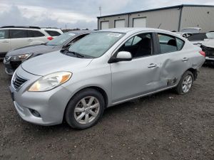 Nissan Versa S 1.6L 4 2012