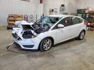 Ford Focus SE 2.0L 4 2015
