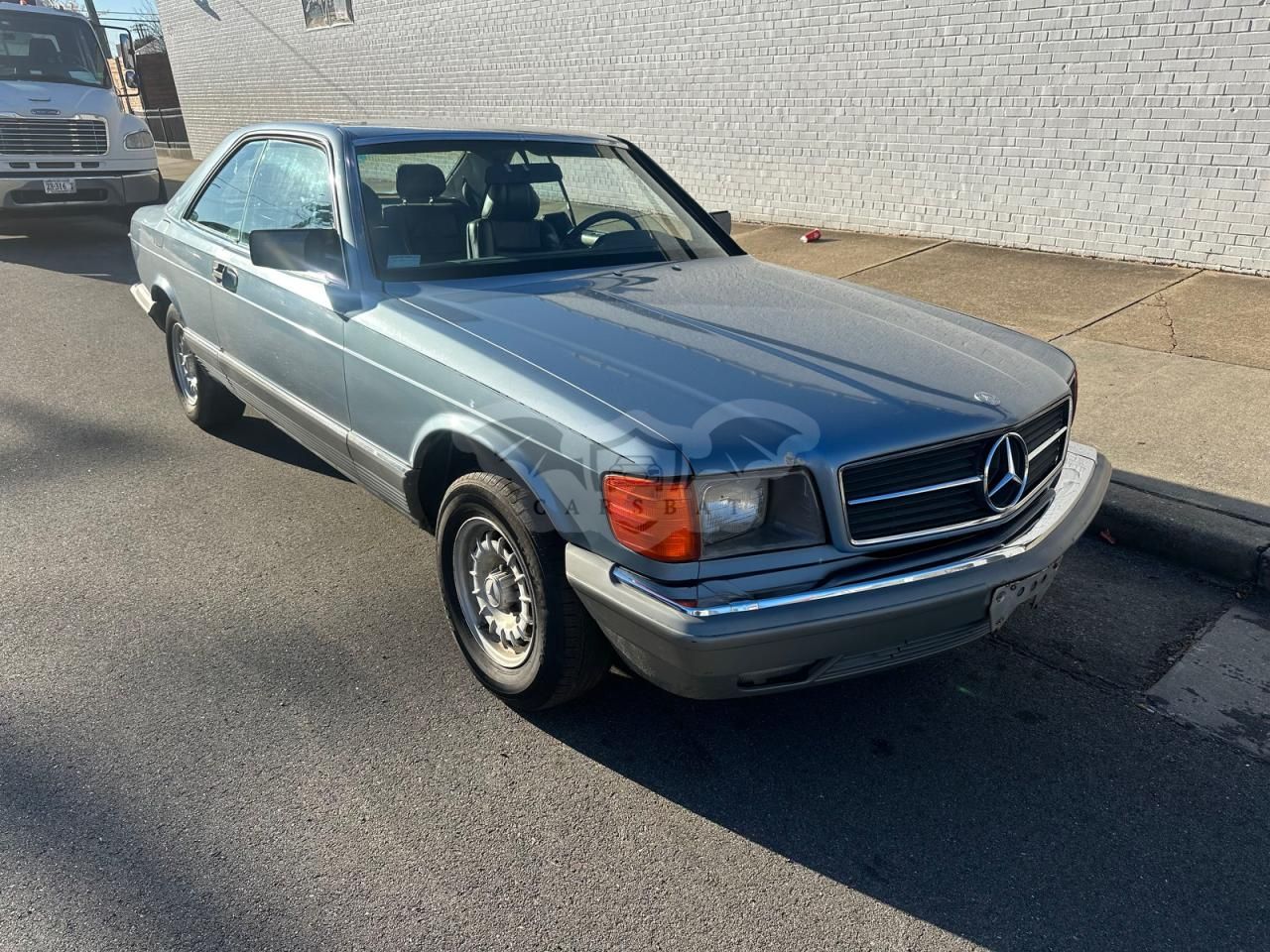 Mercedes-Benz 500 SEC 5.0L 8 1985