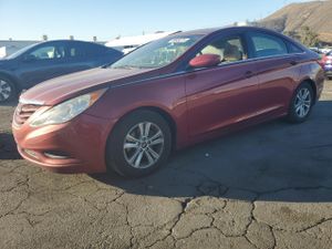 Hyundai Sonata GLS 2.4L 4 2013