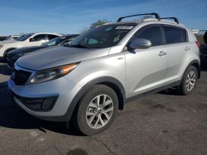 Kia Sportage LX 2.4L 4 2014