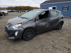 Toyota Prius 1.5L 4 2015
