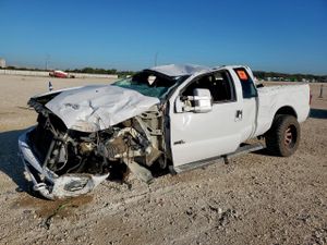 Ford F-250 SUPER DUTY 6.2L 8 2011