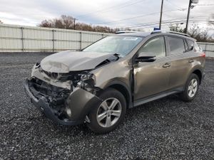 Toyota Rav4 XLE 2.5L 4 2013