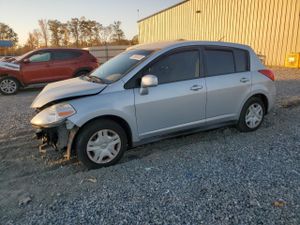 Nissan Versa S 1.8L 4 2012