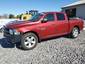 RAM 1500 ST 5.7L 8 2015