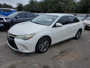 Toyota Camry LE 2.5L 4 2015