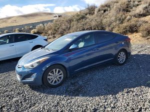 Hyundai Elantra SE 1.8L 4 2015