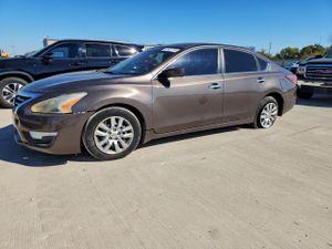 Nissan Altima 2.5 2.5L 4 2015