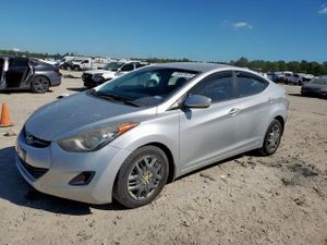 Hyundai Elantra GLS 1.8L 4 2013