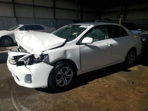 Toyota Corolla BASE 1.8L 4 2013