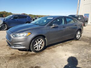 Ford Fusion SE 2.5L 4 2014