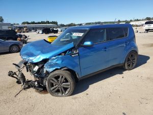 Kia Soul + 2.0L 4 2015