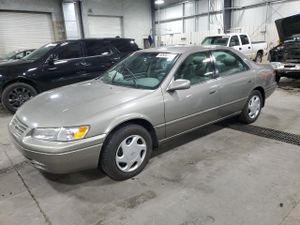 Toyota Camry CE 3.0L 6 1998