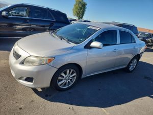 Toyota Corolla BASE 1.8L 4 2010