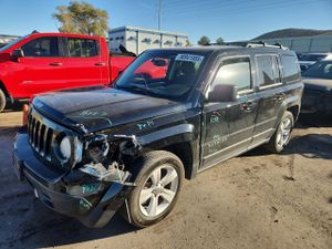 Jeep Patriot LATITUDE 2.4L 4 2014
