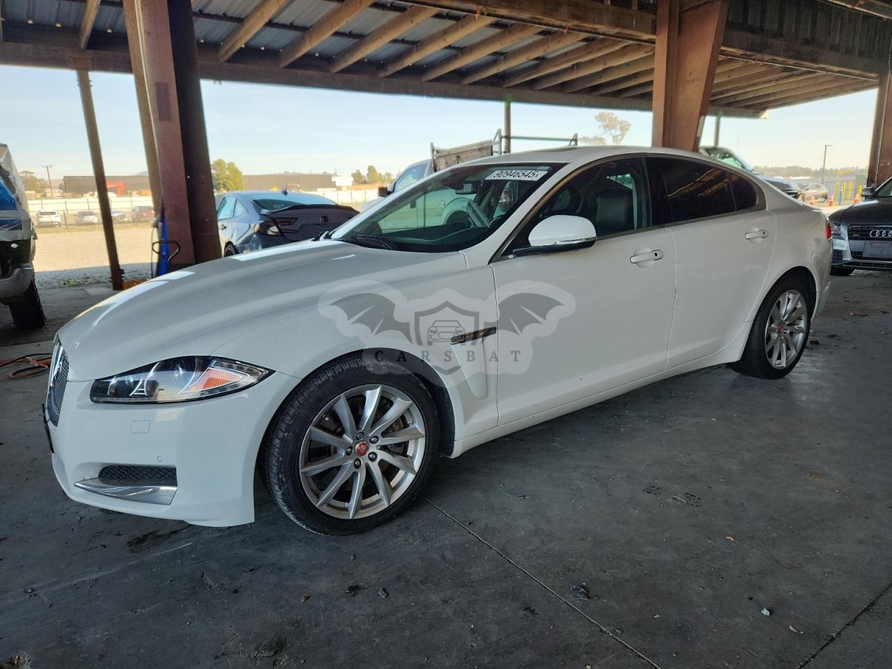 Jaguar XF 2.0L 4 2014