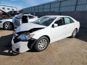 Toyota Camry BASE 2.5L 4 2012