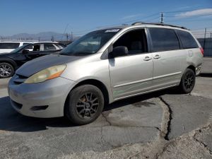 Toyota Sienna CE 3.3L 6 2006