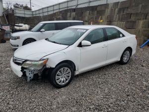 Toyota Camry BASE 2.5L 4 2012