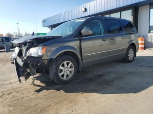 Chrysler Town & Country TOURING 3.8L 6 2010