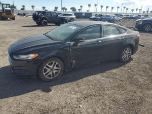 Ford Fusion SE 2.5L 4 2014