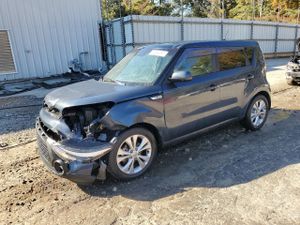 Kia Soul + 2.0L 4 2015
