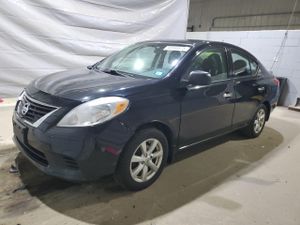 Nissan Versa S 1.6L 4 2014