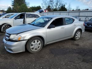 Dodge Avenger SE 2.4L 4 2012