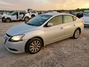 Nissan Sentra S 1.8L 4 2014