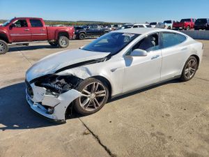 Tesla Model S 70D 2015