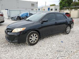 Toyota Corolla BASE 1.8L 4 2011