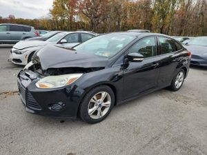 Ford Focus SE 2.0L 4 2014