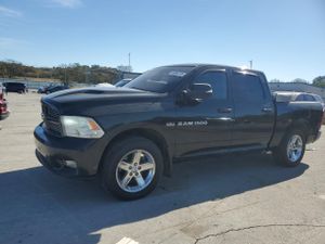 Dodge RAM 5.7L 8 2011