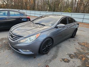 Hyundai Sonata SE 2.4L 4 2011