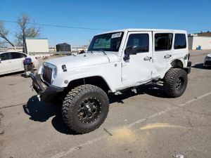 Jeep Wrangler SAHARA 3.6L 6 2012
