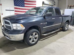 RAM 1500 SLT 5.7L 8 2014