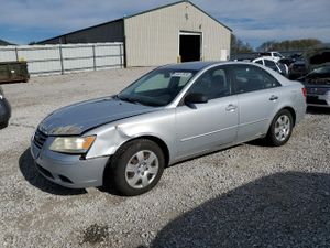 Hyundai Sonata GLS 2.4L 4 2010