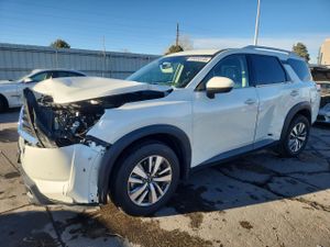 Nissan Pathfinder SL 3.5L 6 2023
