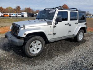Jeep Wrangler SAHARA 3.8L 6 2009