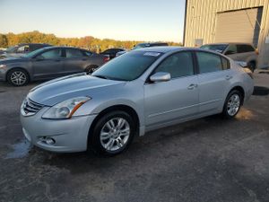 Nissan Altima BASE 2.5L 4 2011