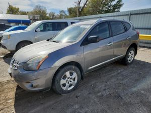 Nissan Rogue S 2.5L 4 2014